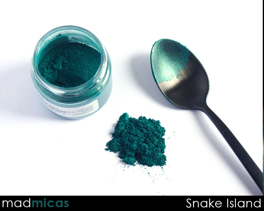 Snake Island Premium Blue-Green Mica on Table